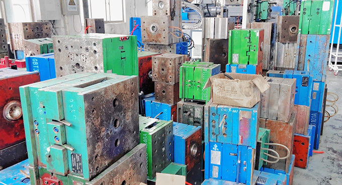 Injection Mold